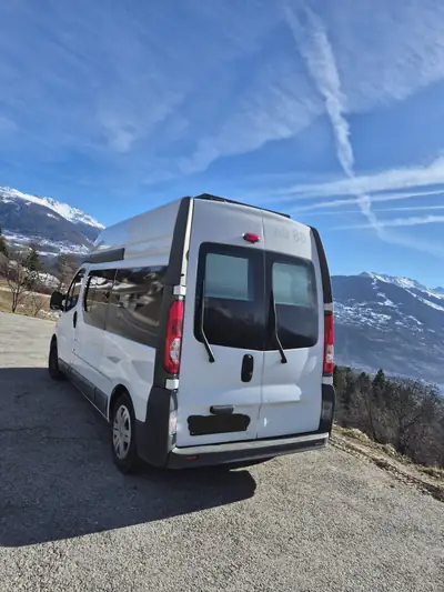 Opel Vivaro 2.5 CDTI 146 — Van aménagé robuste, sans sinistre, 187 000 km — Miniature 19