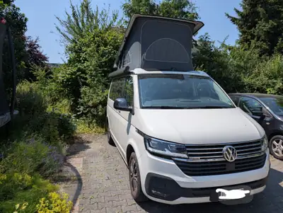VW T6.1 2.0 TDI 150 Beach Edition — Camping-car aménagé, 40'000 km seulement — side view