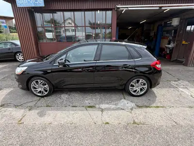 Citroën C4 Picasso 1.6 VTi — Monospace familial spacieux, sans accident — fianco