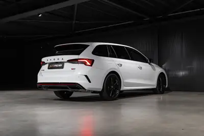 Skoda Octavia Combi RS 2.0 TSI — Break sportif haute performance, quasi neuf — Miniature 8