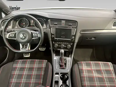 VW Golf 2.0 TSI GTI Performance DSG — sportivité authentique, entretien réduit — Miniature 11