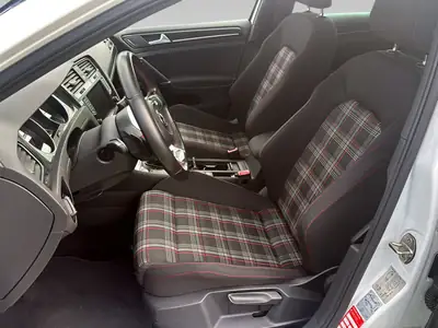 VW Golf 2.0 TSI GTI Performance DSG — sportivité authentique, entretien réduit — Miniature 12