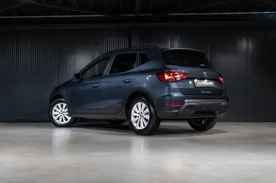 SEAT Arona 1.0 TSI Style DSG — SUV compact dynamique, 13 500 km seulement — côté