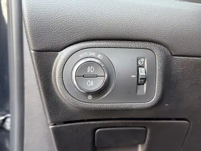 Opel Zafira 1.6 CDTi Enjoy — Monospace 7 places fiable, diesel économique et entretenu — Miniature 10