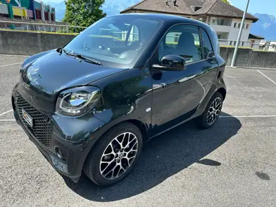 Smart Fortwo EQ 2023 — Citadine électrique compacte, 6300 km seulement — vista esterna