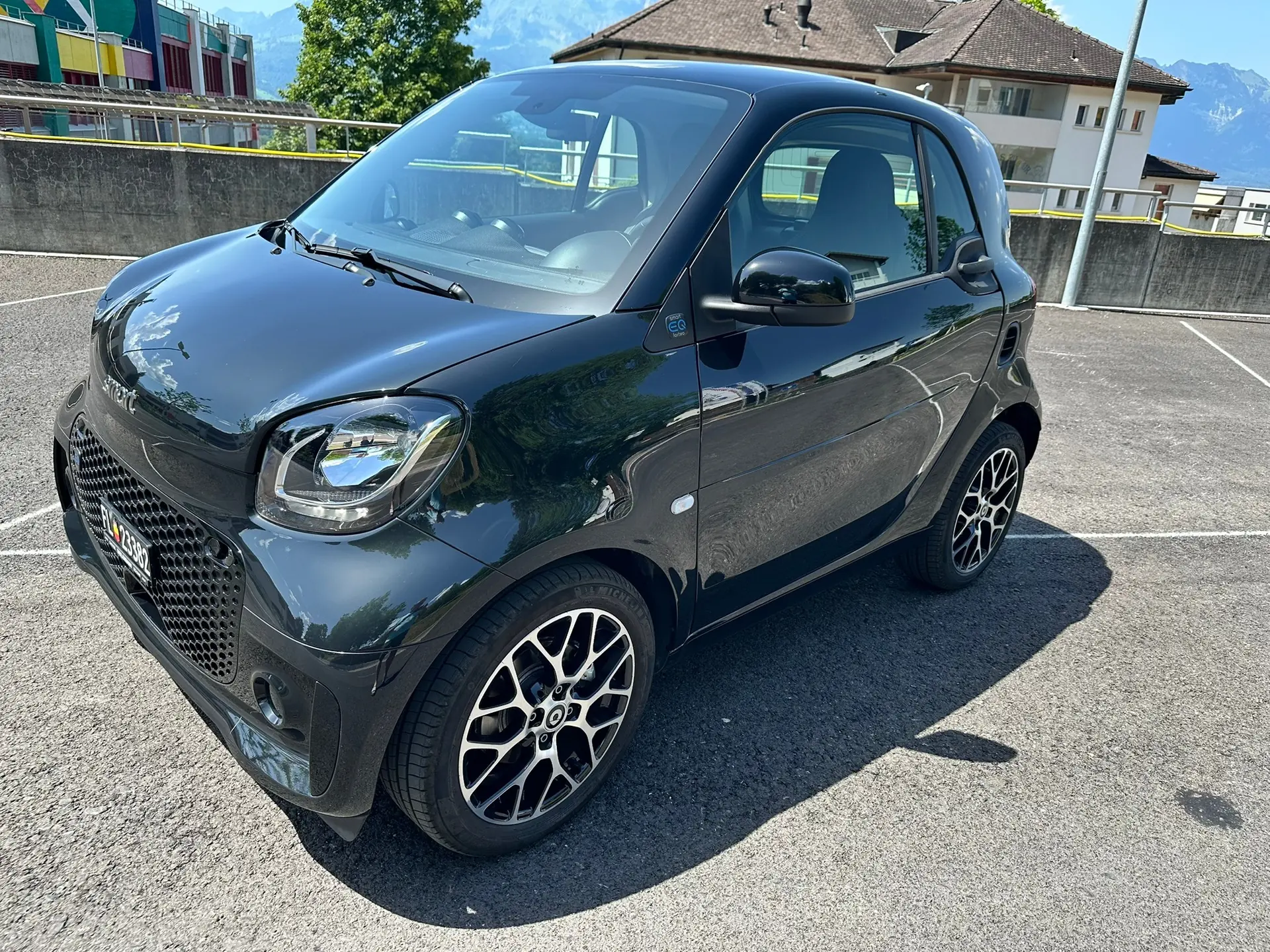 Smart Fortwo EQ 2023 — Citadine électrique compacte, 6300 km seulement — vista esterna