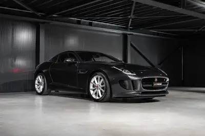 Jaguar F-Type Coupé 3.0 V6 S/C — Sportive britannique affûtée, 59 950 km seulement — dettaglio