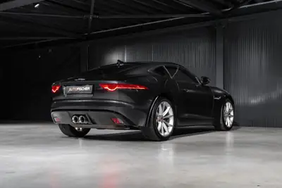 Jaguar F-Type Coupé 3.0 V6 S/C — Sportive britannique affûtée, 59 950 km seulement — Miniatura 8