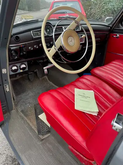 Mercedes-Benz 190 B « Kleiner Ponton » 1961 — Berline de légende, sans accident — Detail