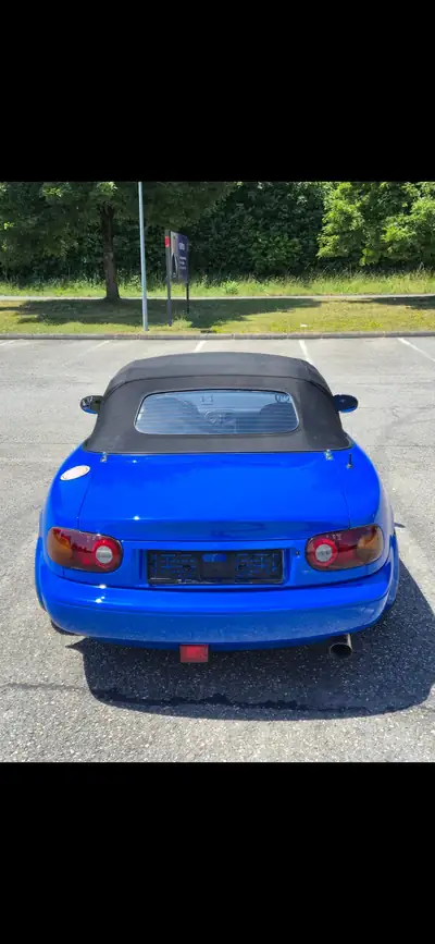 Mazda MX-5 NA 1.6i — Le roadster mythique des années 90, exempt d'accident — Thumbnail 7