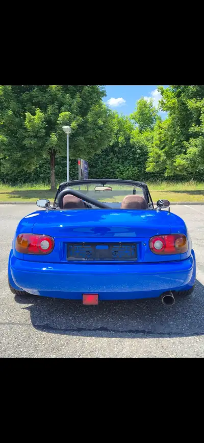 Mazda MX-5 NA 1.6i — Le roadster mythique des années 90, exempt d'accident — Thumbnail 10