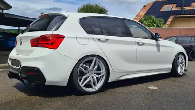 BMW M140i xDrive — Berline sportive 340 ch, 68 500 km seulement — rear view