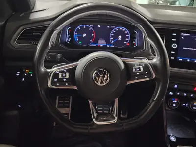 VW T-ROC 2.0 TDI Sport DSG 4Motion — SUV compact robuste, 4x4 performant, sans sinistre — côté