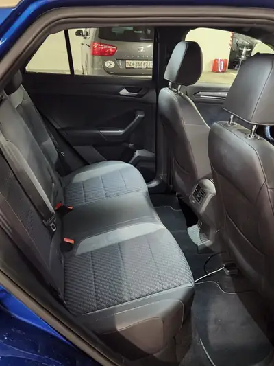 VW T-ROC 2.0 TDI Sport DSG 4Motion — SUV compact robuste, 4x4 performant, sans sinistre — tableau de bord