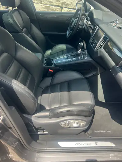Porsche Macan 3.0 V6 S — SUV sportif premium, 340 ch et faible kilométrage — Miniature 9