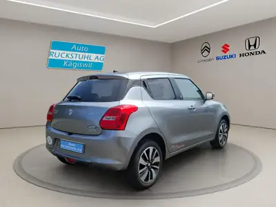 Suzuki Swift 1.2 Hybrid 4x4 — Citadine polyvalente et économe à faible kilométrage — intérieur