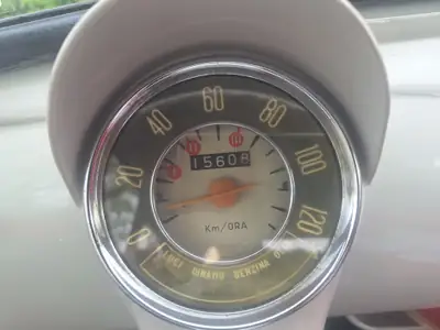 FIAT 500 Sport 1959 — L'icône rétro aux 15 000 km, moteur essence original — Miniatur 11