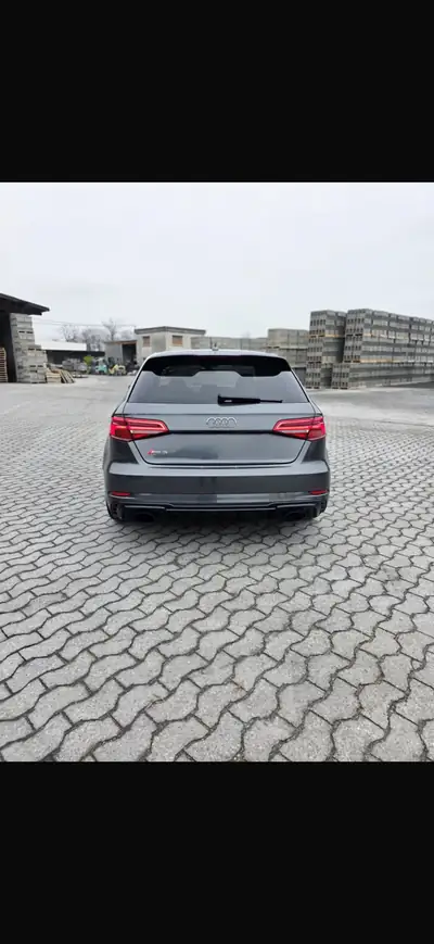 Audi RS3 2.5 T FSI Quattro — 400 ch dynamiques, sans sinistre, kilométrage maîtrisé — interior