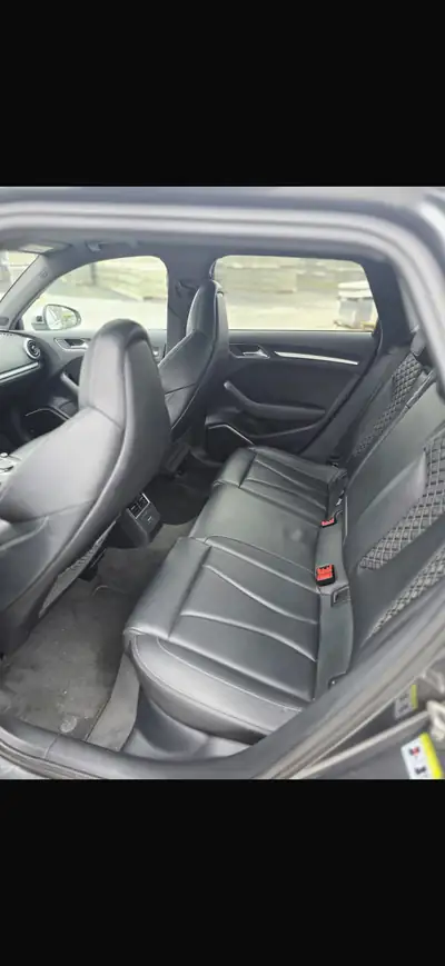 Audi RS3 2.5 T FSI Quattro — 400 ch dynamiques, sans sinistre, kilométrage maîtrisé — detail