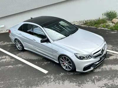 Mercedes-Benz E 63 AMG — Berline de prestige 585 ch, 4x4 intégral — Außenansicht