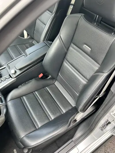 Mercedes-Benz E 63 AMG — Berline de prestige 585 ch, 4x4 intégral — Detail
