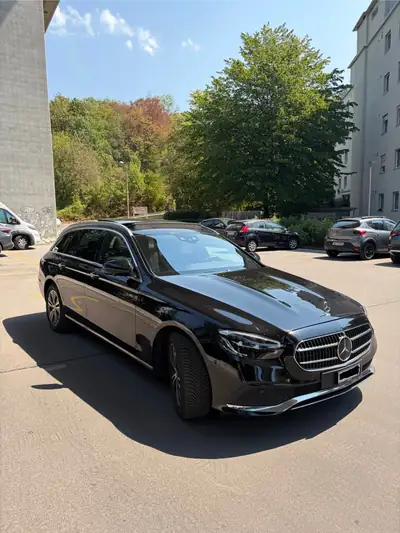 Mercedes-Benz E 200 Avantgarde 4matic — Break hybride mild, 71 000 km, design premium — vista posteriore