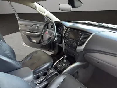 FIAT Fullback LX 2.4 MJ — Pick-up robuste 4WD, diesel économe et sans sinistre — Miniature 10