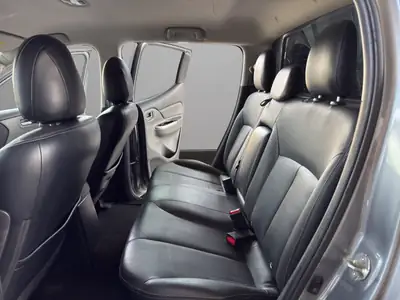 FIAT Fullback LX 2.4 MJ — Pick-up robuste 4WD, diesel économe et sans sinistre — Miniature 13