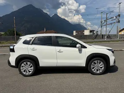 Suzuki S-Cross 1.4T 4x4 — SUV polyvalent hybride essence, neuf de Suisse — cruscotto