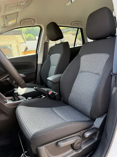 Suzuki S-Cross 1.4T 4x4 — SUV polyvalent hybride essence, neuf de Suisse — Miniatura 11