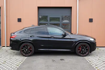 BMW X4 xDrive 48V 20d M Sport — SUV coupé diesel hybride, pack M complet et technologie 360° — intérieur