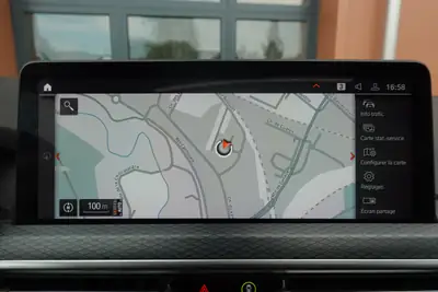 BMW X4 xDrive 48V 20d M Sport — SUV coupé diesel hybride, pack M complet et technologie 360° — Miniature 20