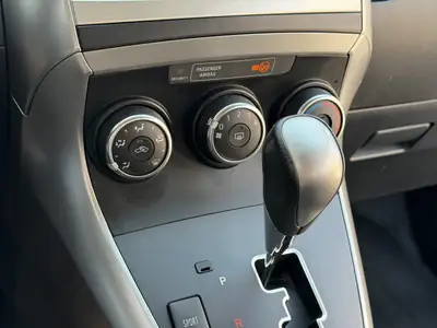 Toyota Verso 1.8 Luna Multidrive S — Monospace 7 places, fiable et équipé — Miniature 16