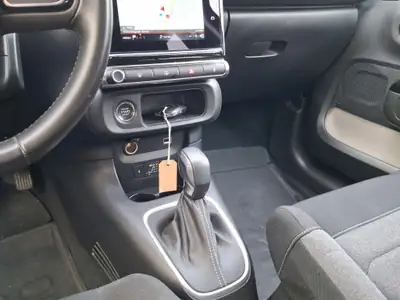 Citroën C3 1.2 PureTech Shine — Citadine pétillante, 35 000 km seulement — Miniature 10