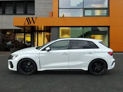 Audi RS3 Sportback 2.5 TFSI Quattro — 400 ch, Quattro intégral, entretien gratuit inclus — vue extérieure