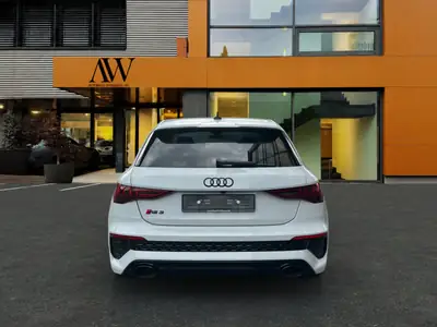 Audi RS3 Sportback 2.5 TFSI Quattro — 400 ch, Quattro intégral, entretien gratuit inclus — tableau de bord