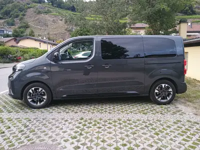 Opel Zafira 2.0 CDTI 177 ch — Monospace spacieux, 8 places et faible kilométrage — côté