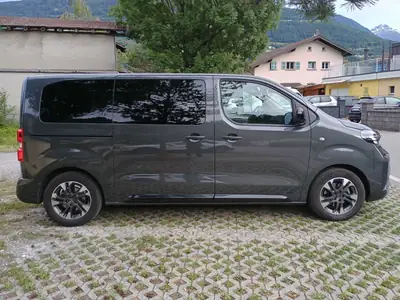 Opel Zafira 2.0 CDTI 177 ch — Monospace spacieux, 8 places et faible kilométrage — intérieur