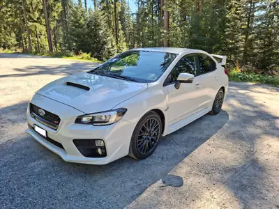 Subaru WRX STI 2.5 Sport S — Berline sportive intégrale, 301 ch, boîte manuelle — Außenansicht