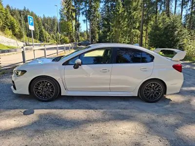 Subaru WRX STI 2.5 Sport S — Berline sportive intégrale, 301 ch, boîte manuelle — Detail
