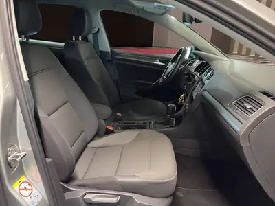 VW Golf 1.0 TSI Comfortline DSG — Compacte citadine efficace, 74000 km seulement — Miniature 8