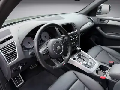Audi SQ5 3.0 TDI Quattro — SUV premium diesel, 326 PS, équipement Competition complet — Miniature 9