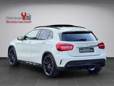 Mercedes-AMG GLA 45 4Matic — SUV haute performance, 360 ch et équipement premium — intérieur