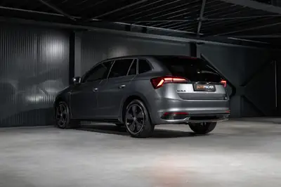 Škoda Scala 1.5 TSI Monte Carlo — Berline dynamique, garantie 5 ans, toit panoramique — Miniatur 9