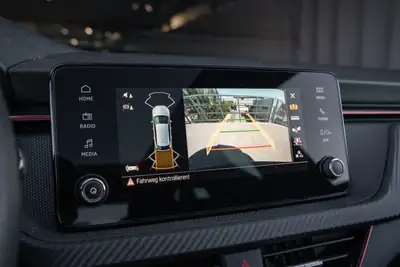 Škoda Scala 1.5 TSI Monte Carlo — Berline dynamique, garantie 5 ans, toit panoramique — Miniatur 19