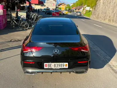 Mercedes-Benz CLA 250 AMG Line 4matic — Élégance sportive et traction intégrale — interior