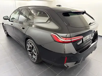 BMW 520d xDrive Touring MSport Pro 2025 — Diesel hybride 48V, 6400 km seulement — côté