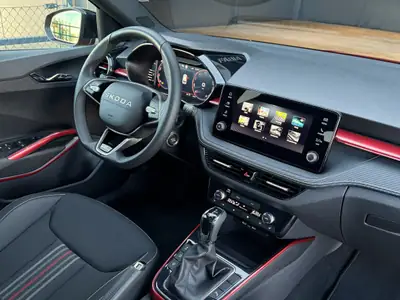 Skoda Fabia 1.0 TSI Monte Carlo DSG — Citadine dynamique, peu kilométrée, garantie 5 ans — Miniatura 14