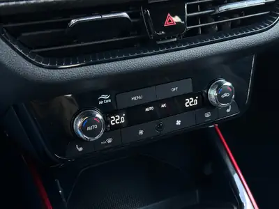 Skoda Fabia 1.0 TSI Monte Carlo DSG — Citadine dynamique, peu kilométrée, garantie 5 ans — Miniatura 19