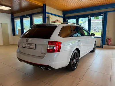 Skoda Octavia Combi 2.0 TDI RS — Break diesel performant, 184 ch, sans sinistre — Miniatura 12